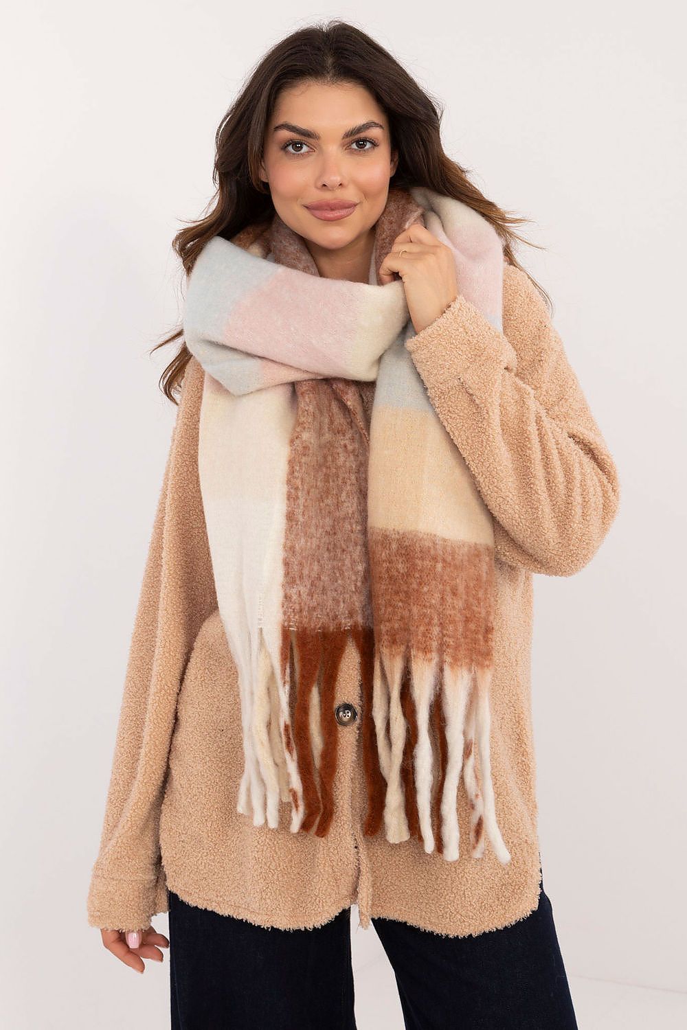  Scialle model 203187 AT 