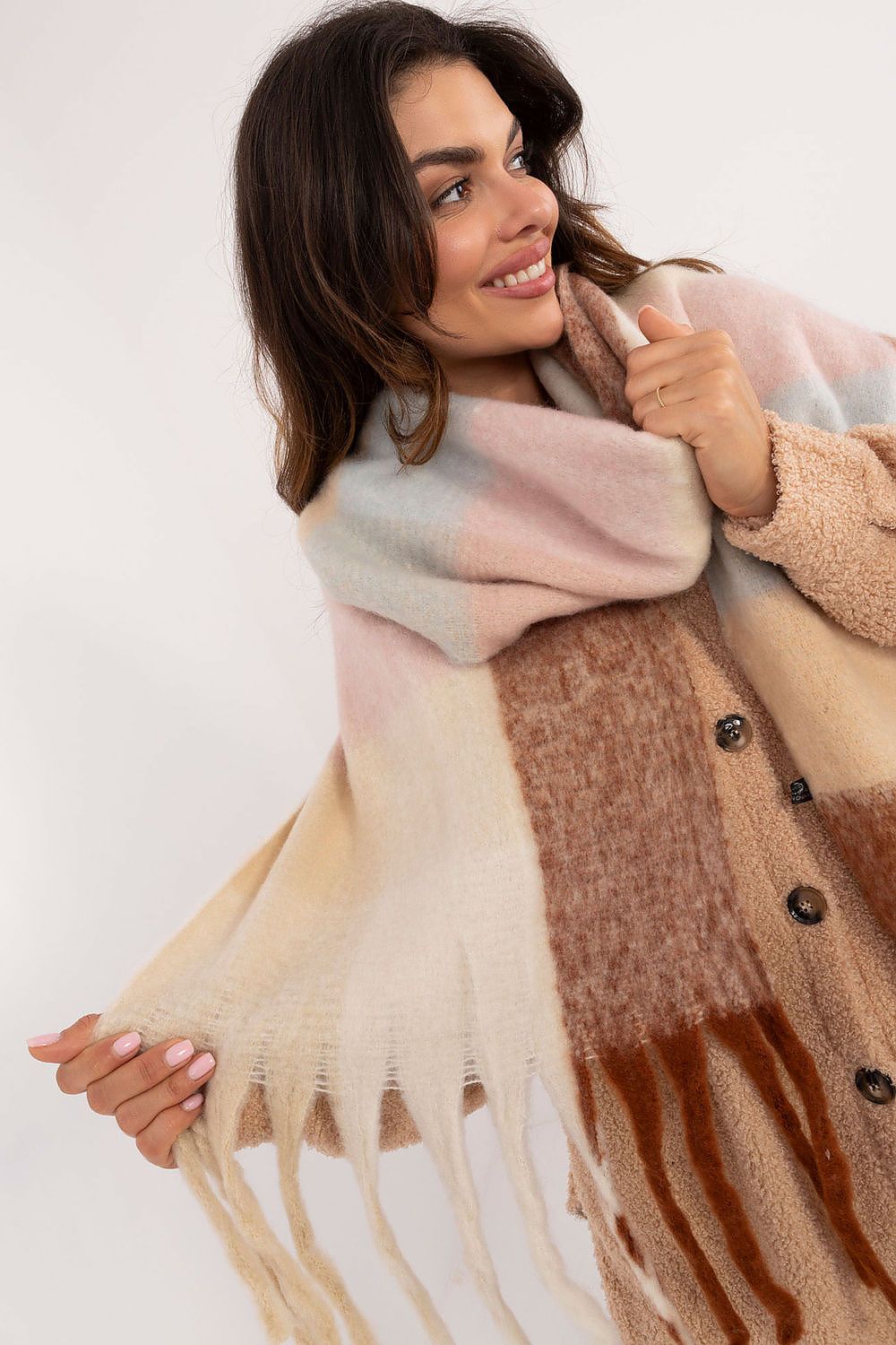  Scialle model 203187 AT 