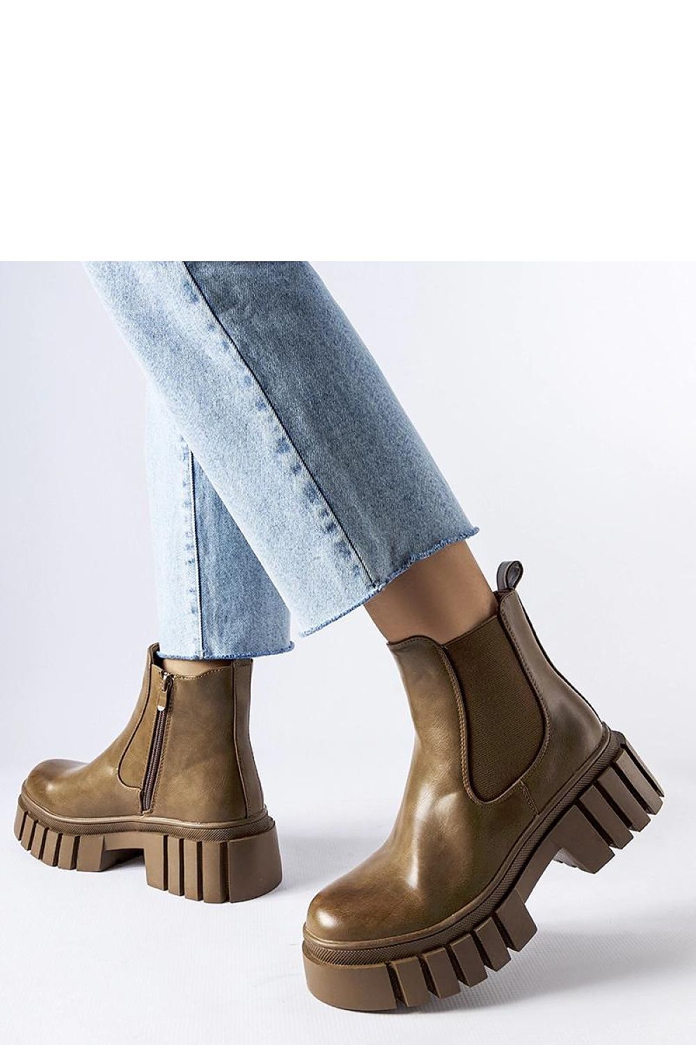  Scarpe con tacco model 204619 Solea 