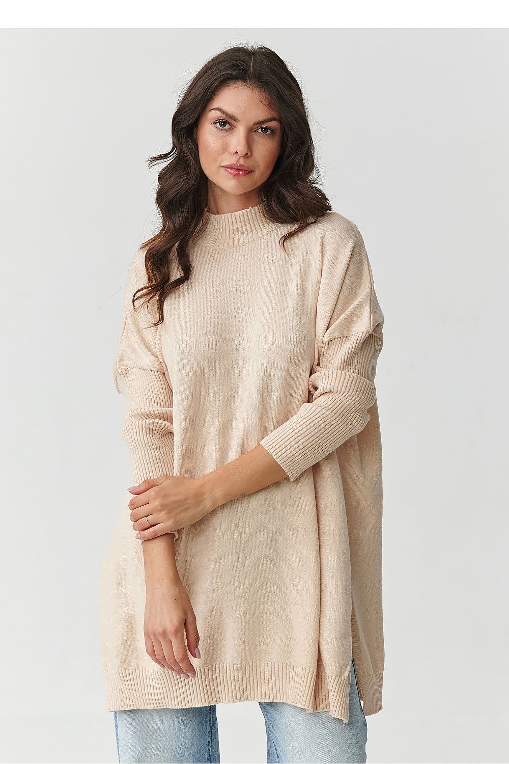  Maglione model 217401 Makadamia 