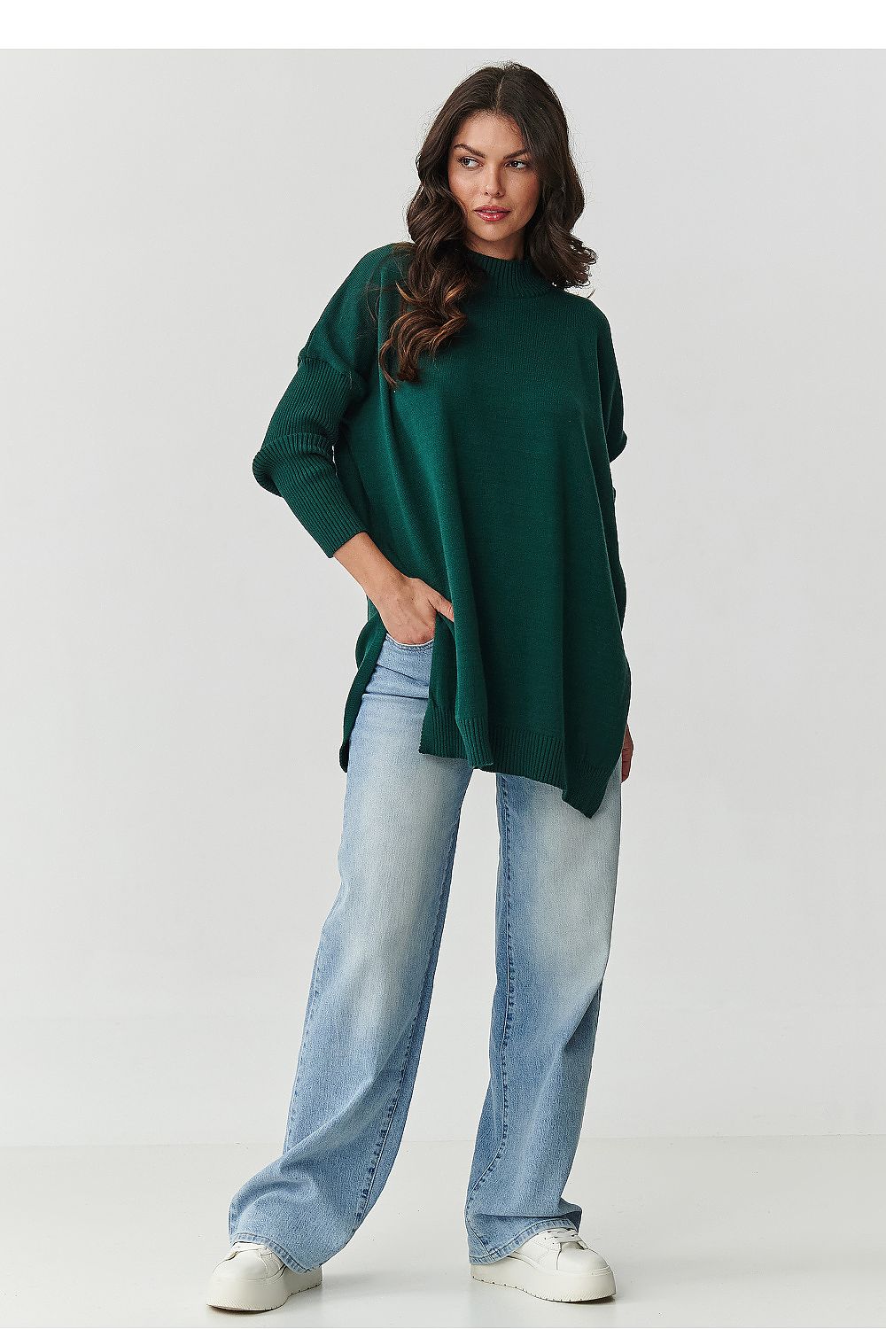  Maglione model 217403 Makadamia 