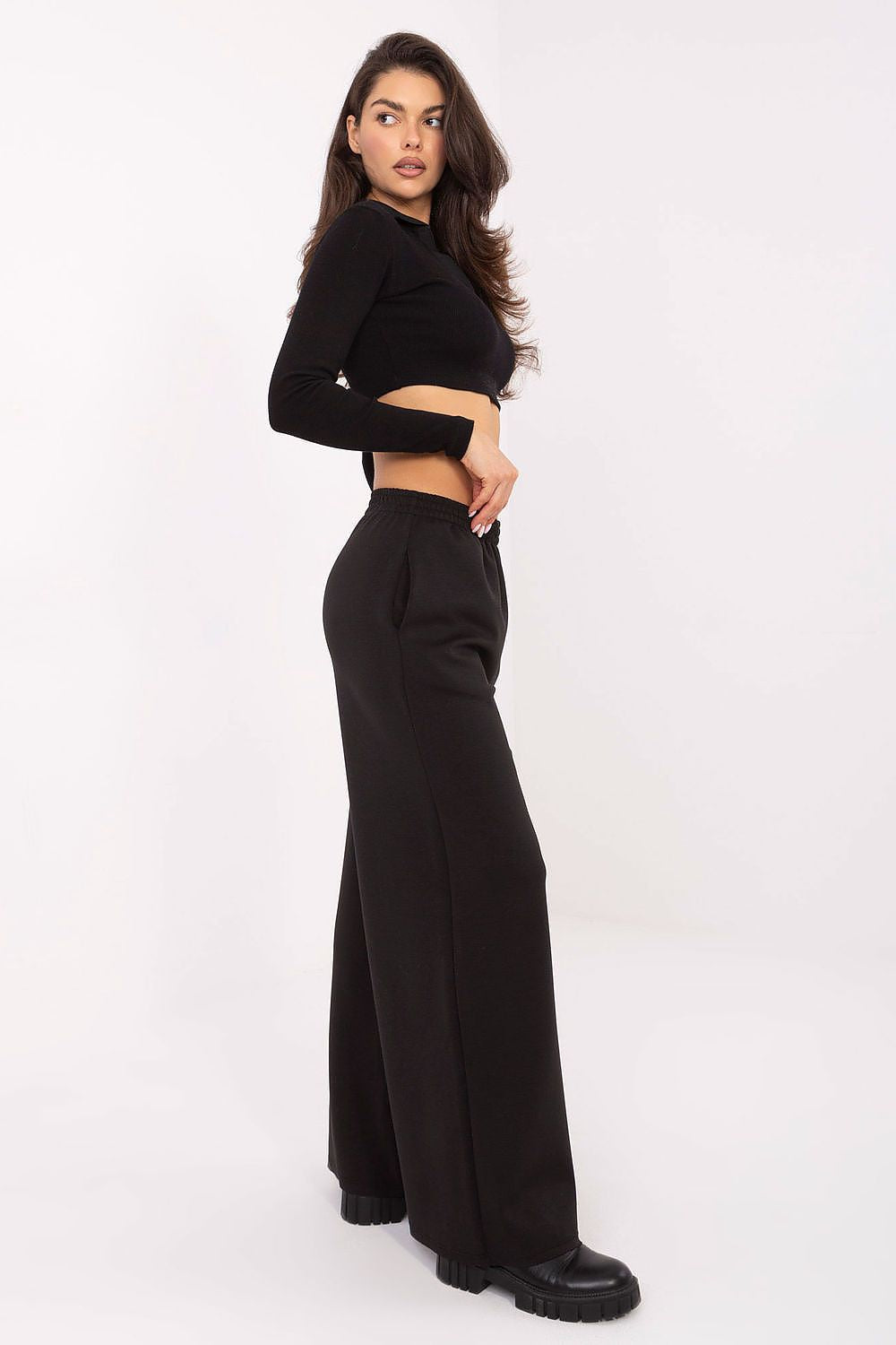  Pantaloni model 218435 Italy Moda 